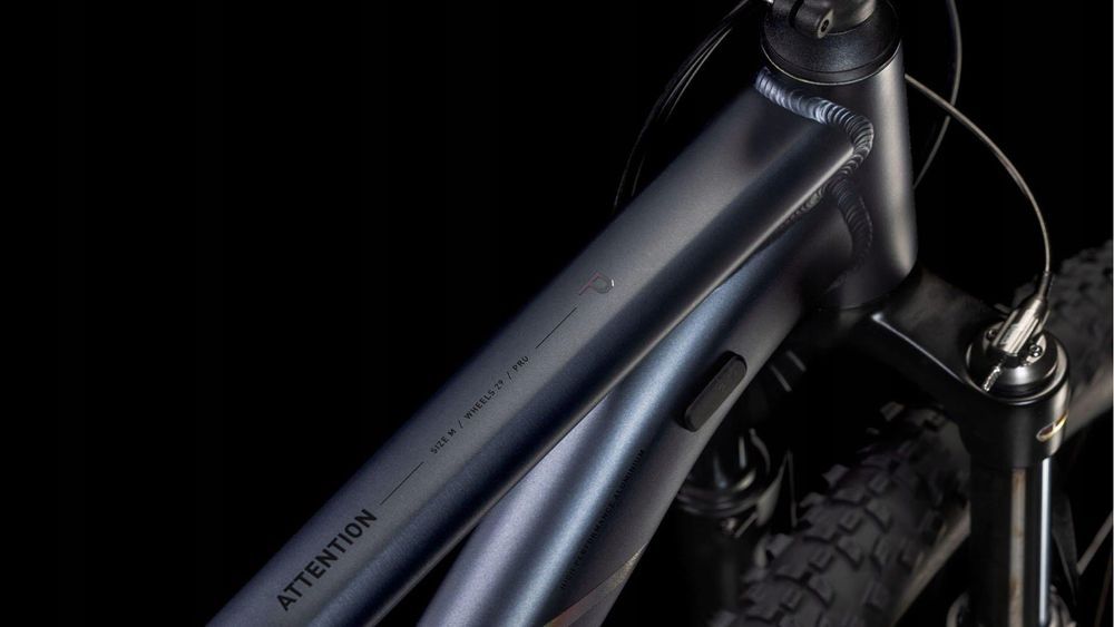 Rower MTB CUBE ATTENTION PRO Rama M 18" Shimano Deore 12S Suntour AIR