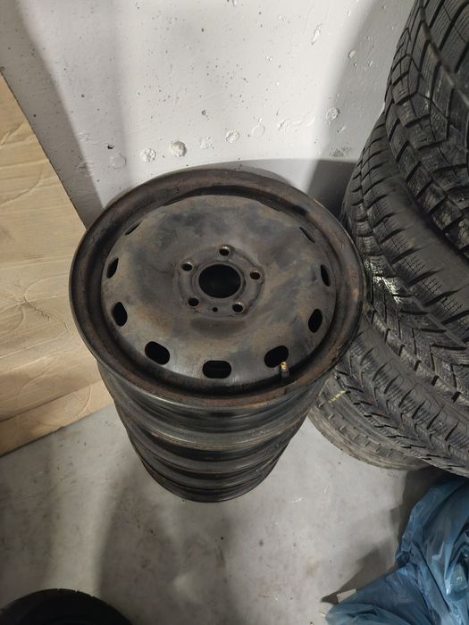 Felgi stalowe 16 5x114.3 Trafic 3 Vivaro B