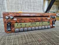 Unikatowe radio w kolorze drewna Becker Grand Prix Mercedes w124 r129
