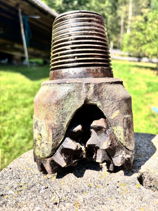 Świder gryzowy średnica 143 mm
