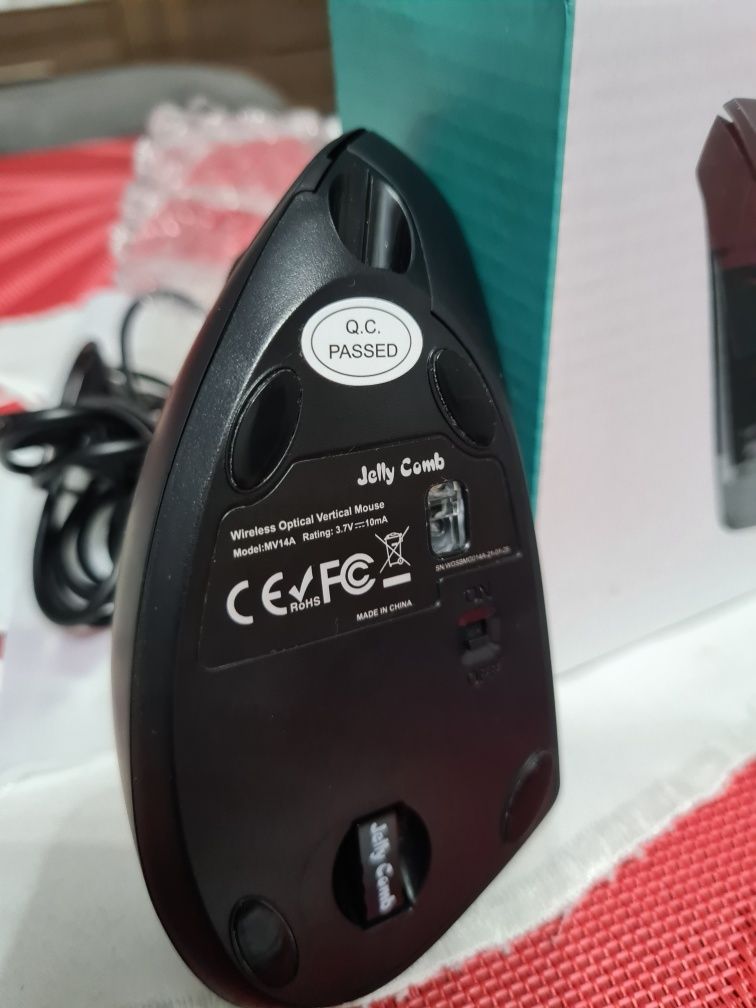 Myszka bezprzewodowa Jelly Comb MV14A