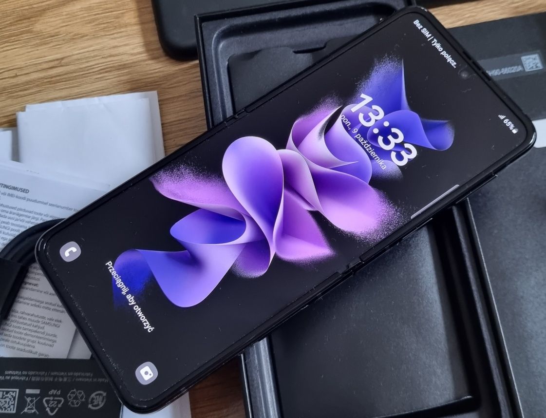 Idealny Samsung Galaxy Flip 3 5G dual czarny skladany telefon zamiana