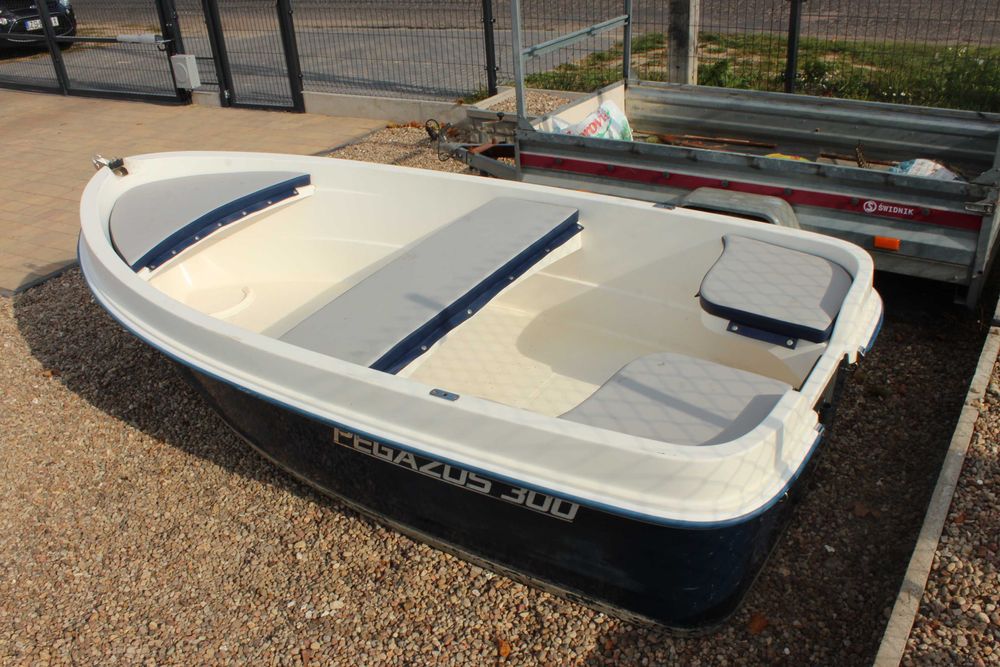 Łódka wędkarska stocznia Augustów PEGAZUS 300 raty transport pod dom