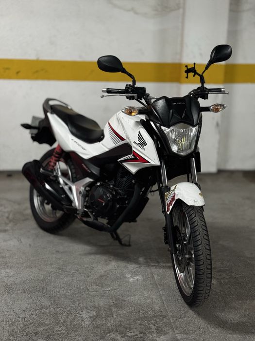 Honda cb125f