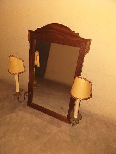 Espelho de parede clássico