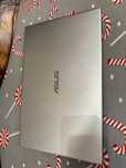 Laptop Asus VIVO Book 8gb ram