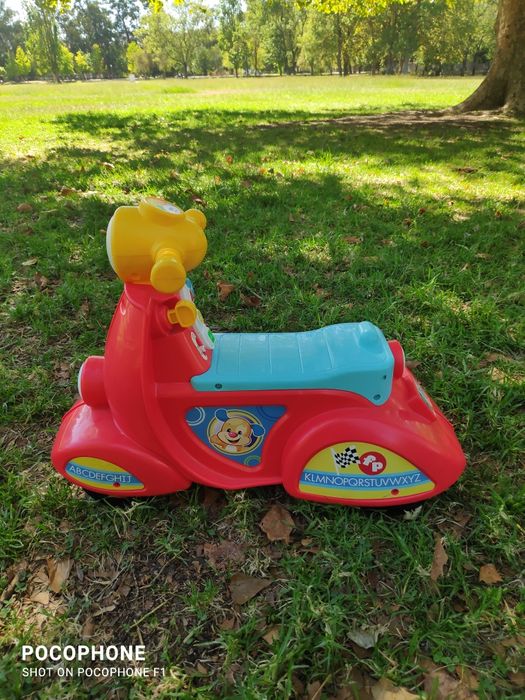 Mota Scooter Fisher Price