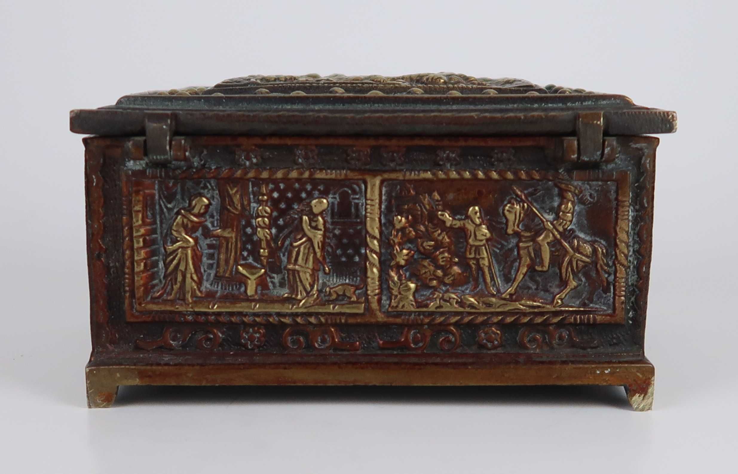 Caixa guarda-joias bronze Séc. XIX/XX