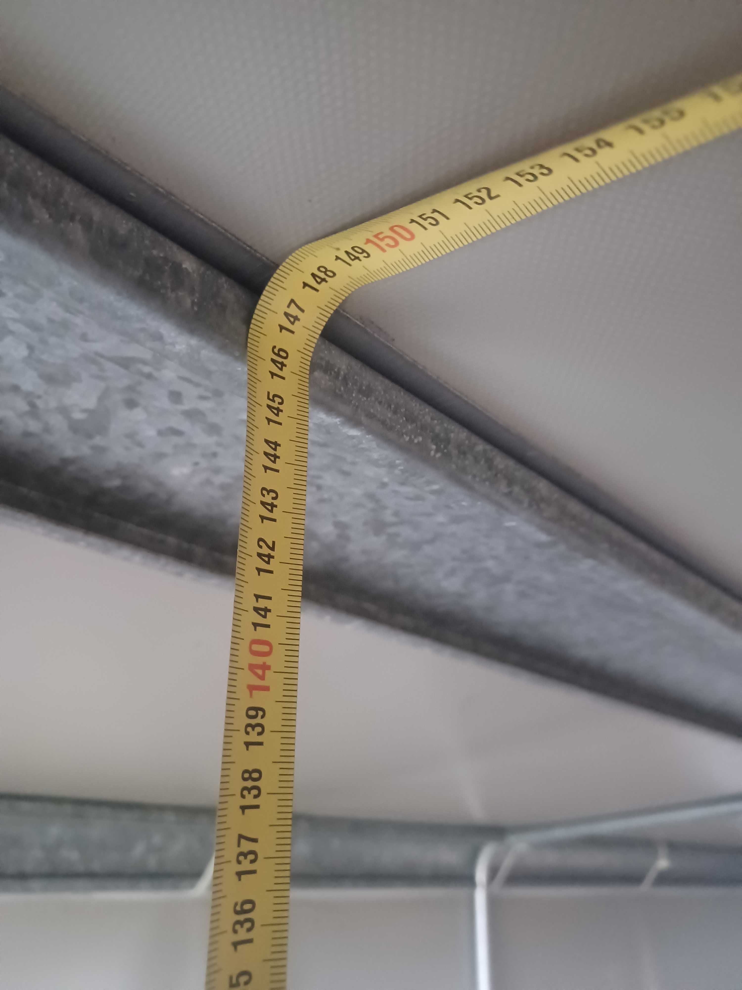 Atrelado 1200 kg marca Saris com travão e cobertura toldo
