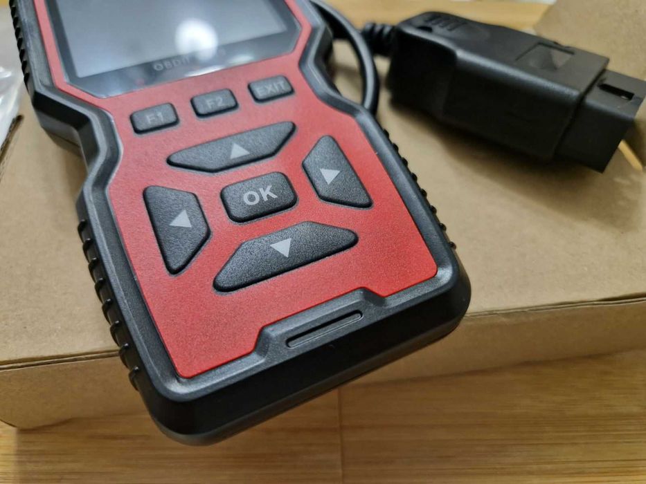 Сканер для авто V519, зчитувач кодів помилок, автосканер OBD2 новий