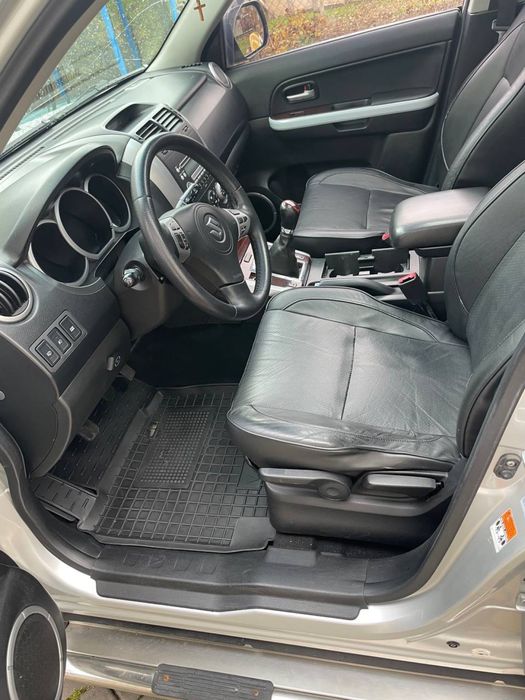Продам Suzuki Grand Vitara газ бензин повний привід терміново