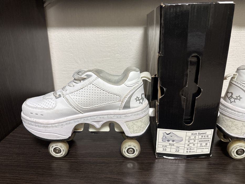Кросівки ролики Kick Speed 33 розмір,на коробці пише на 22 см.