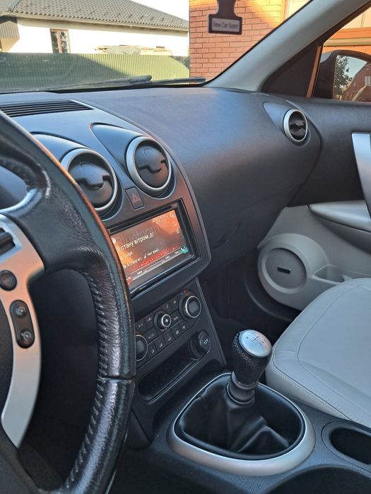 Продам Nissan Qashqai2011
