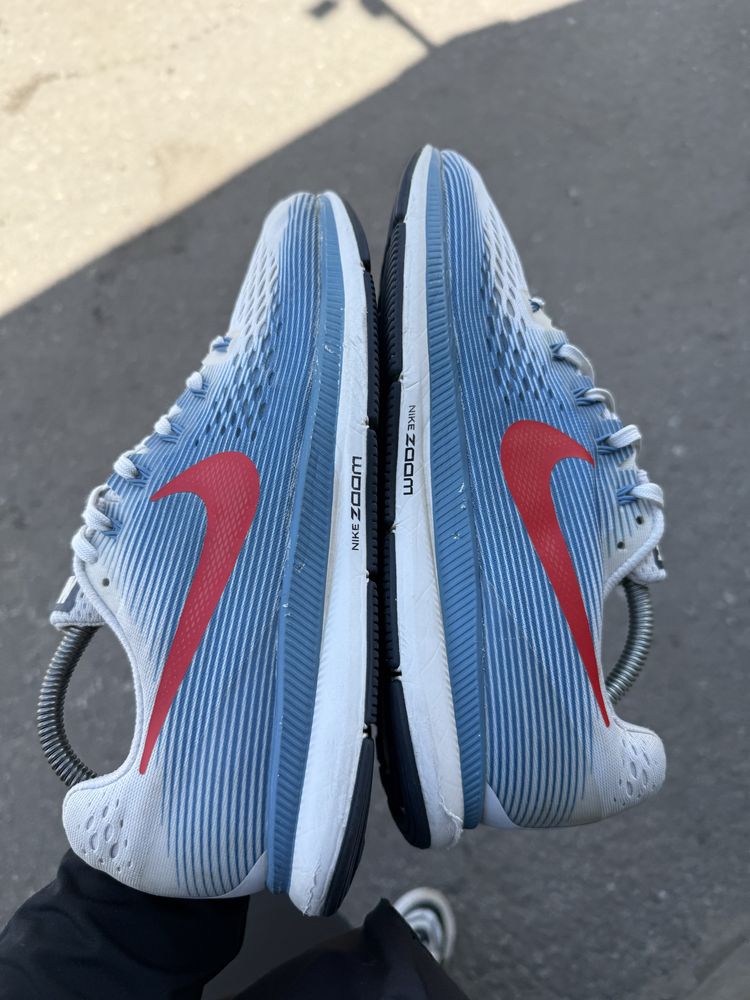 Nike zoom кроссовки оригинал 42 размер