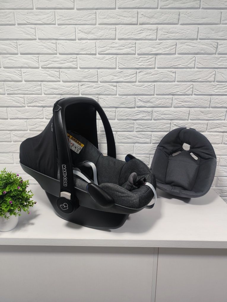 Maxi Cosi Pebble Plus+ 0-13 кг автолюлька автокрісло автокресло