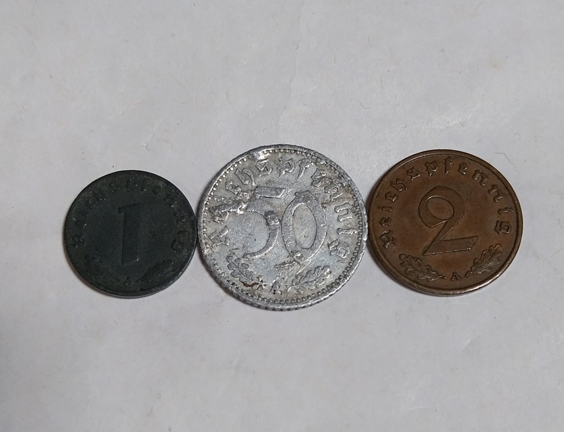 3 moedas da Alemanha Nazi