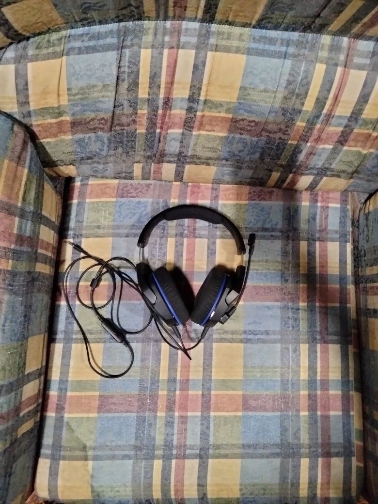 Fones novos azuis e brancos