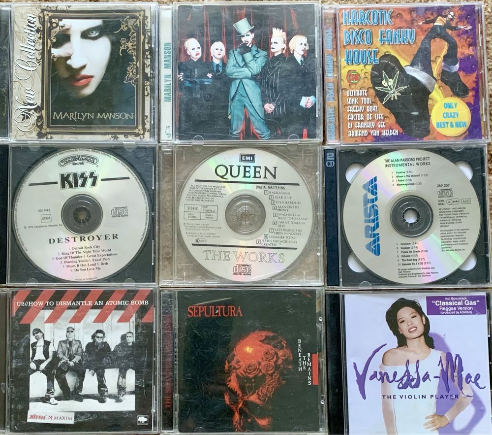 CD диски, музика, є в форматі mp 3