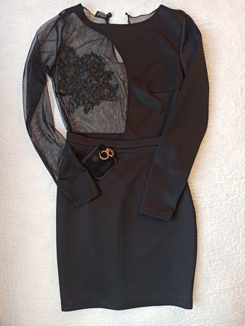 Розкішна сукня, чорного кольору