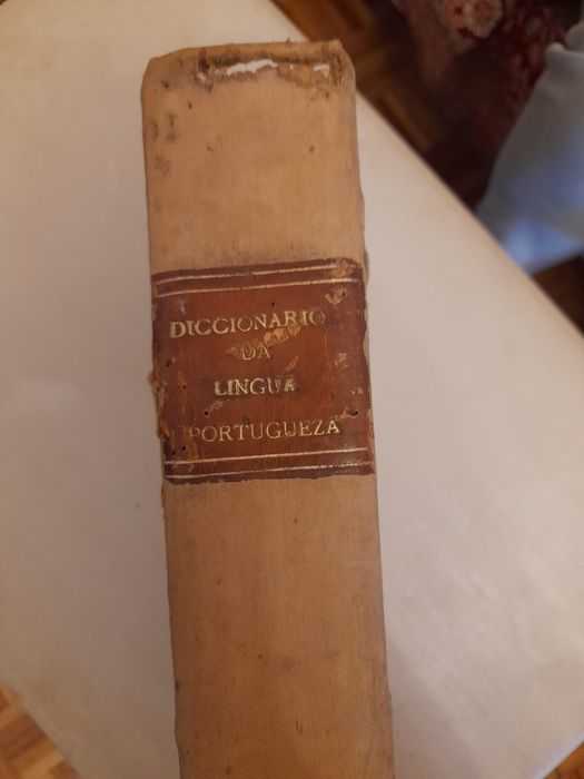 Dicionário da lingua portuguesa