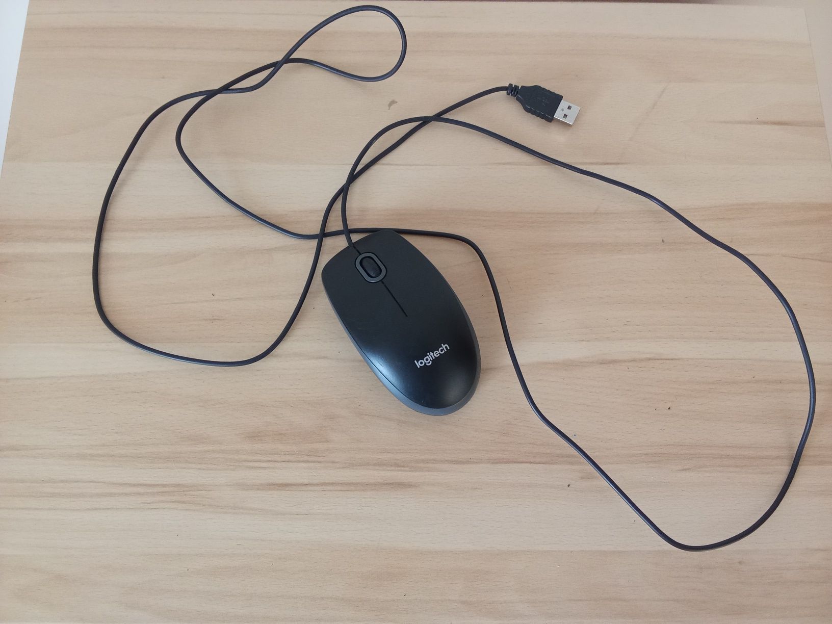 Laserowa przewodowa myszką USB Logitech
