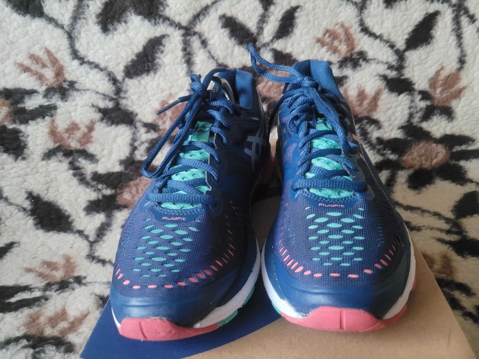 Super sportowe buty do beigania Asics Gel kayano 23 r.39,5 wkł.25 cm