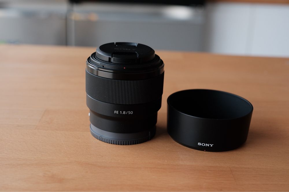 Sony FE 50 mm f/1.8 (E-mount) – Excelente estado