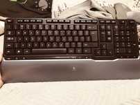 Klawiatura Logitech bezprzewodowa.