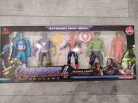 Avengers figurki.