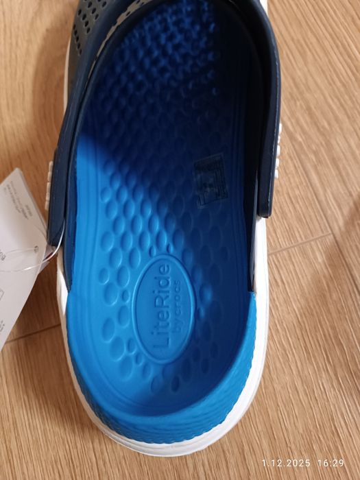 Nowe Crocs klapki gumowe rozm.39