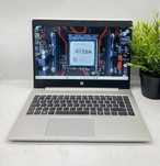 Wydajny laptop HP EliteBook z procesorem AMD Ryzen 5 i grafiką Radeon