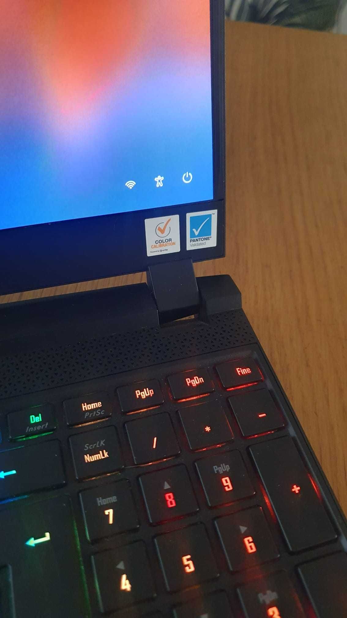 Computador portátil Gigabyte AERO 15 OLED
