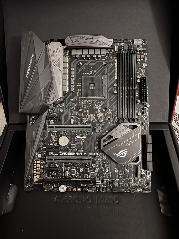 Asus Crosshair 6 Hero X370