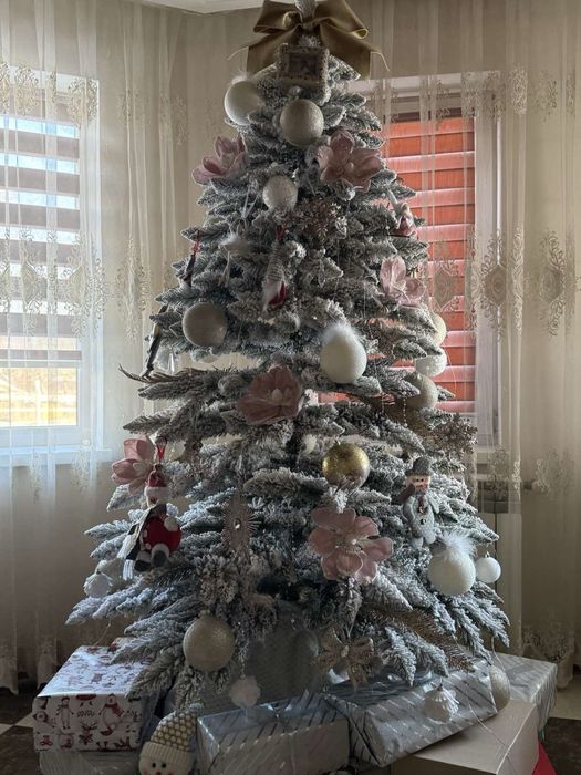 Ялинка засніжена висота 1,80 м