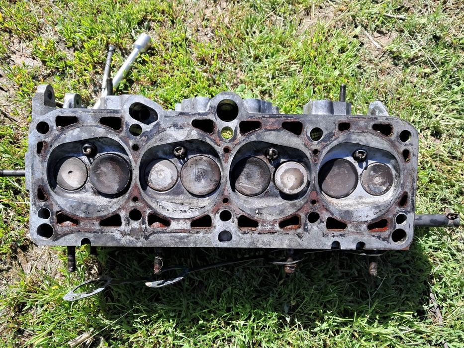 Головка двигателя шкода фольц ауди  сеат 2.0.1998-2010 годов.