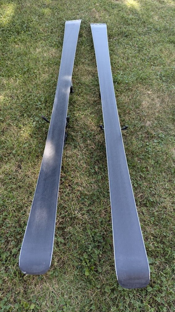 Narty Volkl Unlimited AC 7.4 177cm