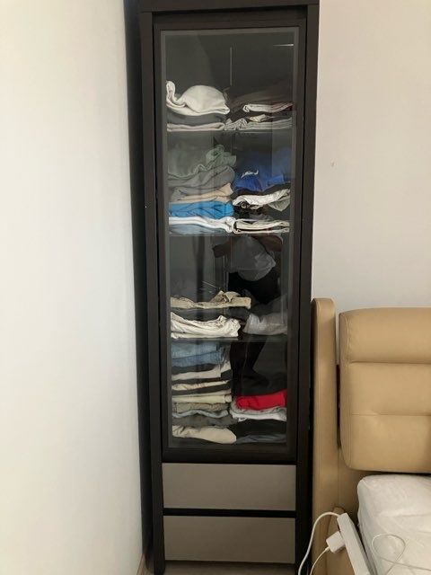 Słupek witrynka i komoda wysoki połysk