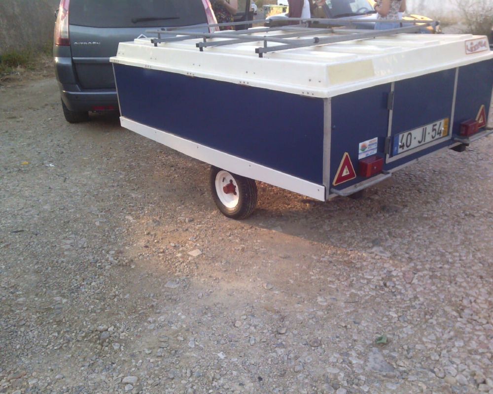 Atrelado Tenda com 2 quartos