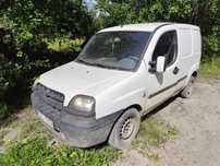 Fiat Doblo 1.9 JTD wnętrze, przód, auto na części