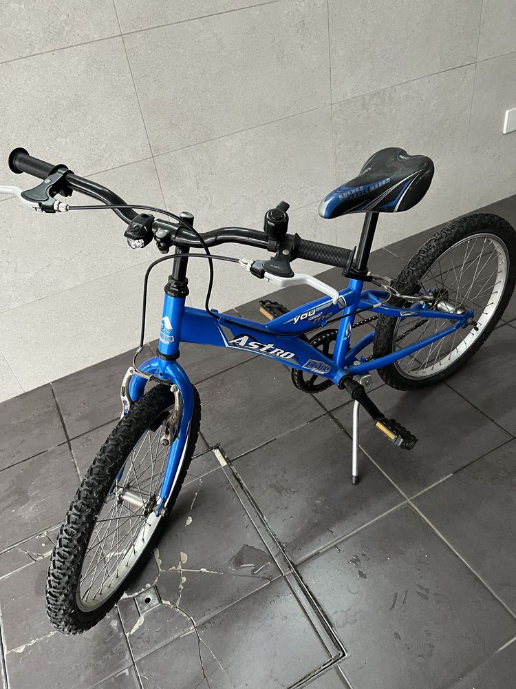 Bicicleta Astro 17