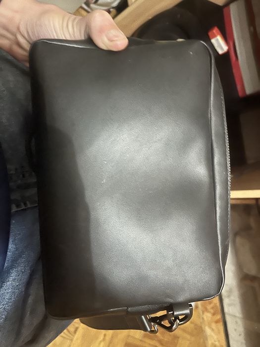 Bolsa da lacoste original , ver fotos todas ate ao fim