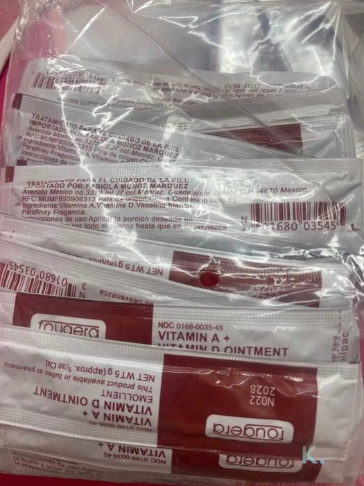 Maść Fougera z witaminą A i D po zabiegach tatuażu makijażu PMU 10x 5g