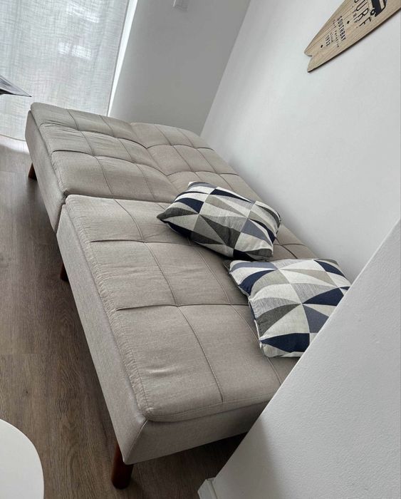 Sofá (pode ser transformado em cama)