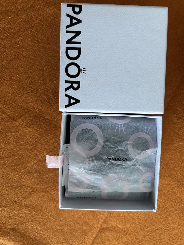 Pulseira pandora nova