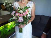 wiązanka ślubna boho, bukiet ślubny peonie, eustoma