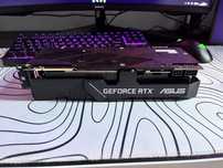 Продам Asus PCI-E GeForce RTX2070 Super 8GB DDR6.