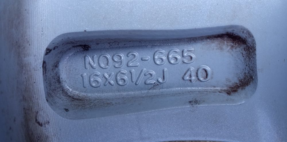 Диски R16 Nissan Leaf титани легкосплавні колеса Ніссан Ліф