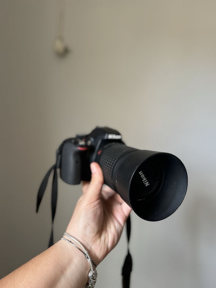 Máquina fotográfica Nikon D3300
