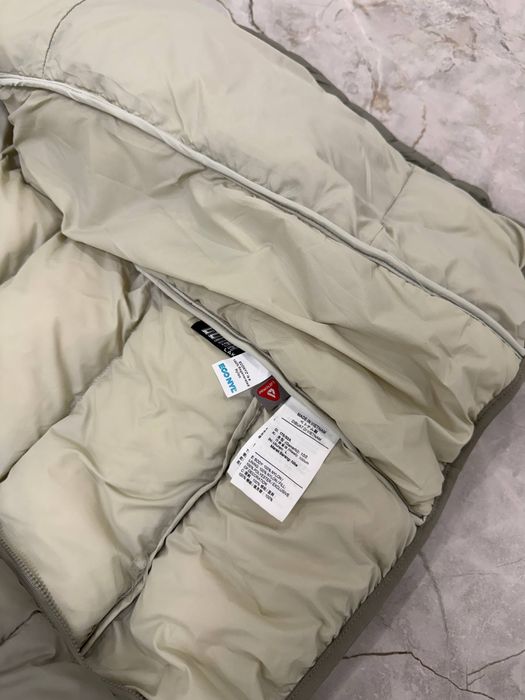 Пуховики Nike ACG білий та чорний S, M, L, XL