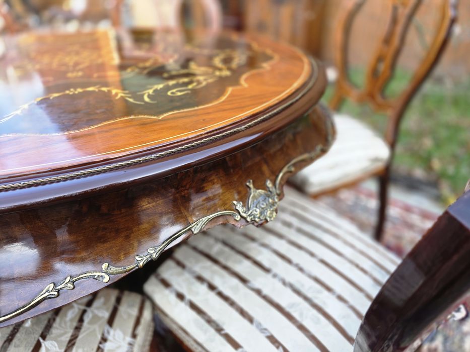 Stół okrągły intarsjowany okuwany mosiądzem + 6 krzeseł #2118 Stylowy